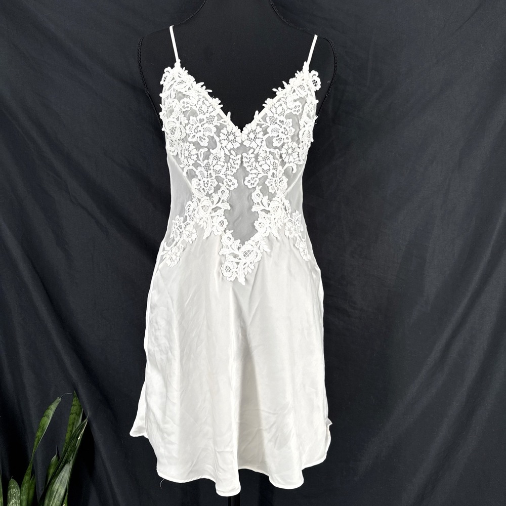 Victorias Secret Mini Slip Dress XS Coquette Dainty Fairy Romantic Bridal Lace
